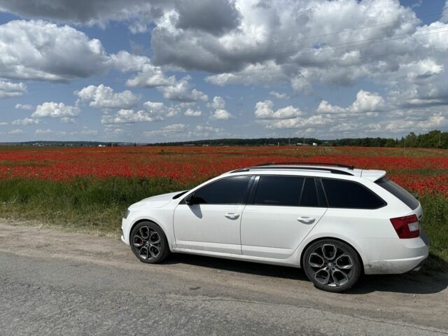 Белый Шкода РС, объемом двигателя 2 л и пробегом 288 тыс. км за 15500 $, фото 1 на Automoto.ua