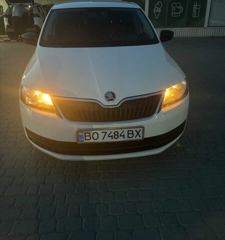 Білий Шкода Рапід, об'ємом двигуна 1.6 л та пробігом 153 тис. км за 7500 $, фото 1 на Automoto.ua