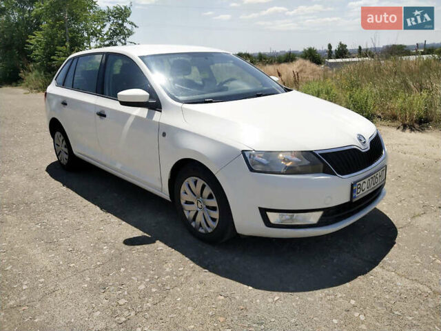 Белый Шкода Рапид, объемом двигателя 1.6 л и пробегом 223 тыс. км за 8999 $, фото 1 на Automoto.ua