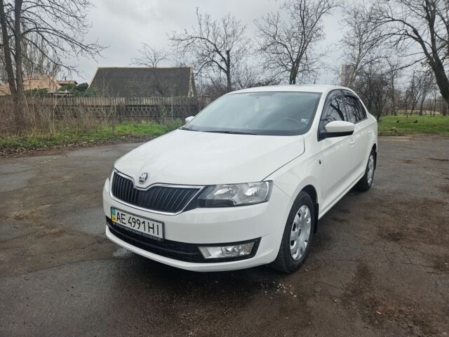 Білий Шкода Рапід, об'ємом двигуна 1.2 л та пробігом 110 тис. км за 7800 $, фото 1 на Automoto.ua