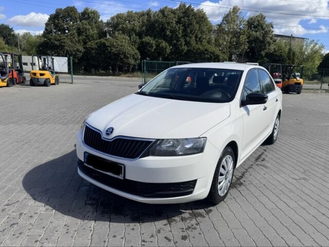 Білий Шкода Рапід, об'ємом двигуна 1.4 л та пробігом 263 тис. км за 4150 $, фото 1 на Automoto.ua