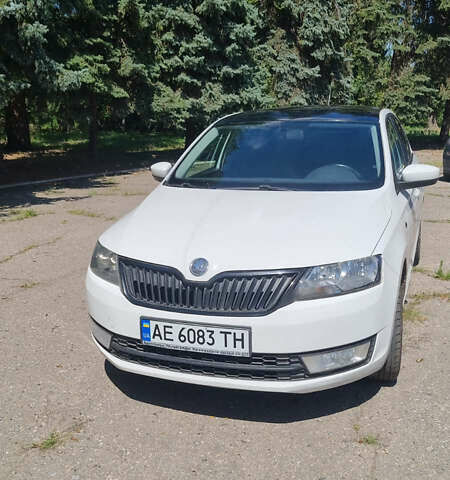 Шкода Рапид 2013 в Краматорске на Automoto.ua Белый Шкода Рапид, объемом двигателя 1.2 л и пробегом 210 тыс. км за 6200 $, фото 1 на Automoto.ua