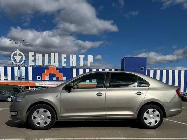 Бежевий Шкода Рапід, об'ємом двигуна 1.6 л та пробігом 136 тис. км за 8500 $, фото 1 на Automoto.ua