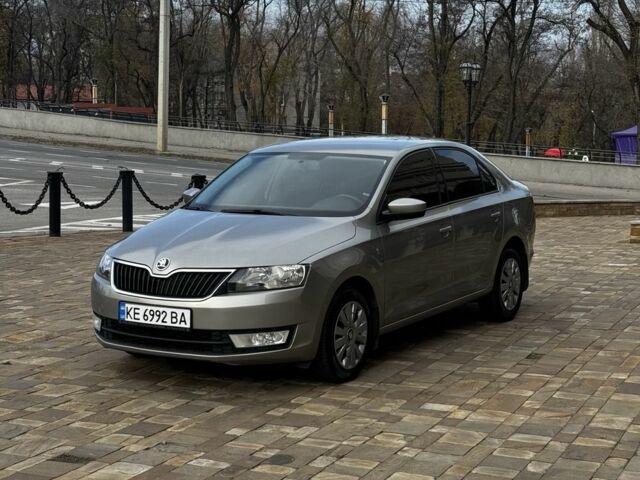 Бежевый Шкода Рапид, объемом двигателя 1.6 л и пробегом 190 тыс. км за 8900 $, фото 1 на Automoto.ua