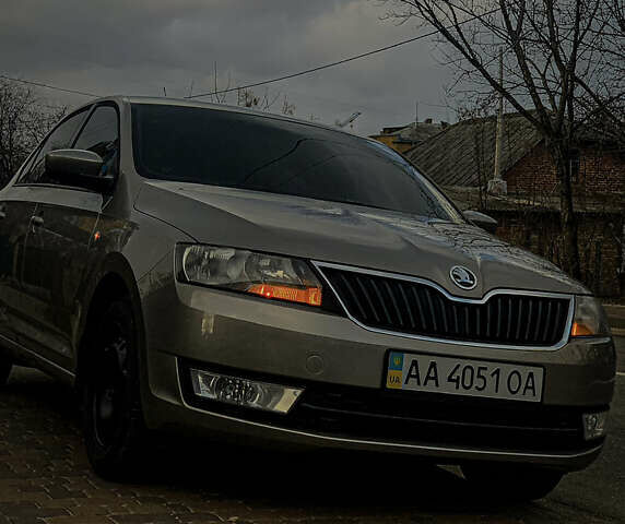 Бежевый Шкода Рапид, объемом двигателя 1.6 л и пробегом 185 тыс. км за 9000 $, фото 1 на Automoto.ua