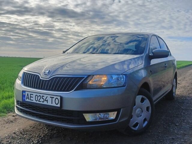 Бежевий Шкода Рапід, об'ємом двигуна 1.2 л та пробігом 108 тис. км за 9600 $, фото 1 на Automoto.ua