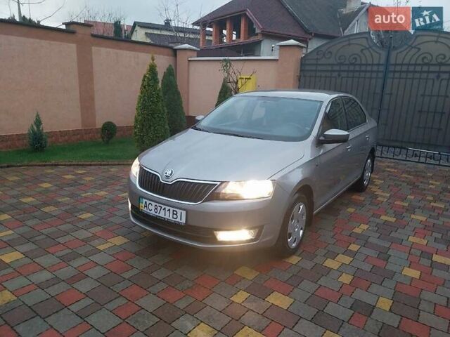 Бежевий Шкода Рапід, об'ємом двигуна 1.2 л та пробігом 154 тис. км за 6700 $, фото 1 на Automoto.ua