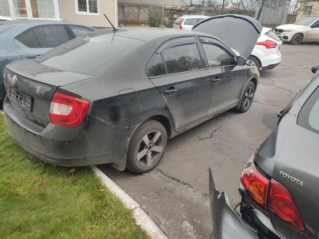 Черный Шкода Рапид, объемом двигателя 0 л и пробегом 350 тыс. км за 4300 $, фото 1 на Automoto.ua