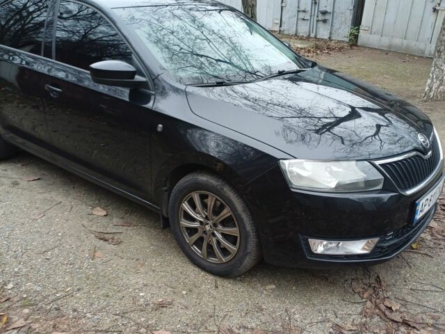 Черный Шкода Рапид, объемом двигателя 1.6 л и пробегом 119 тыс. км за 8200 $, фото 1 на Automoto.ua