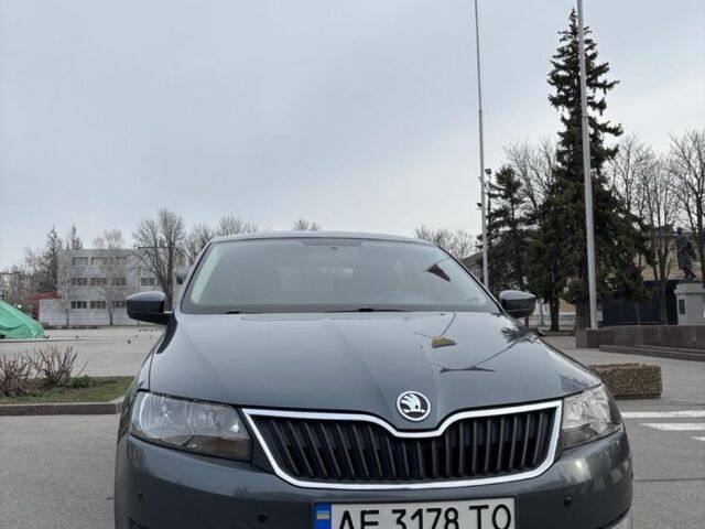 Серый Шкода Рапид, объемом двигателя 1.6 л и пробегом 123 тыс. км за 6900 $, фото 1 на Automoto.ua