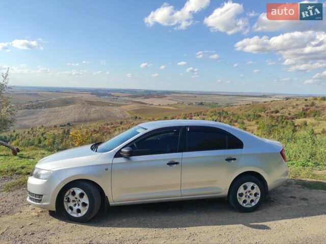 Серый Шкода Рапид, объемом двигателя 1.6 л и пробегом 250 тыс. км за 6700 $, фото 1 на Automoto.ua