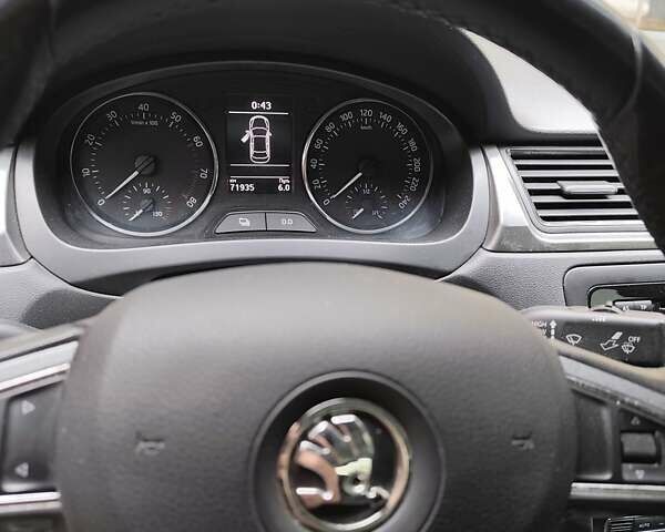 Серый Шкода Рапид, объемом двигателя 1.2 л и пробегом 70 тыс. км за 7500 $, фото 1 на Automoto.ua