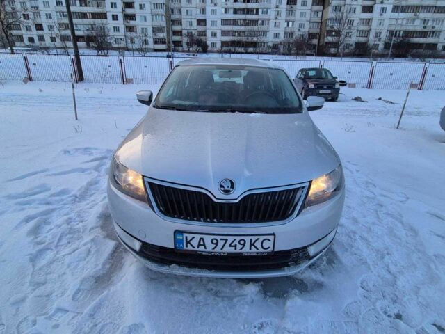 Сірий Шкода Рапід, об'ємом двигуна 0 л та пробігом 209 тис. км за 9900 $, фото 1 на Automoto.ua