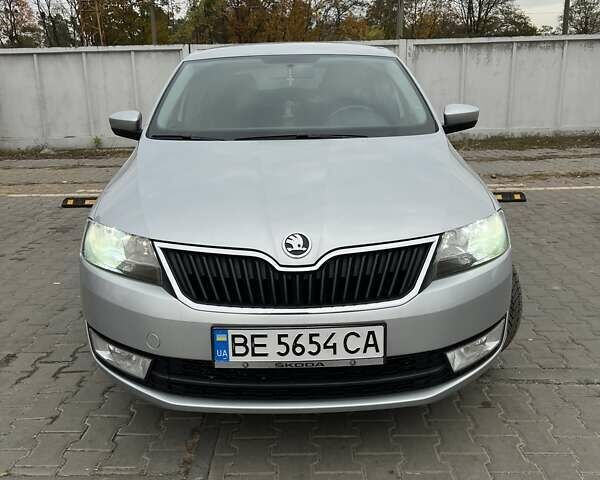 Серый Шкода Рапид, объемом двигателя 1.2 л и пробегом 127 тыс. км за 8500 $, фото 1 на Automoto.ua