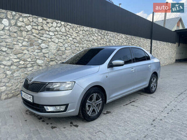 Серый Шкода Рапид, объемом двигателя 1.6 л и пробегом 185 тыс. км за 8300 $, фото 1 на Automoto.ua