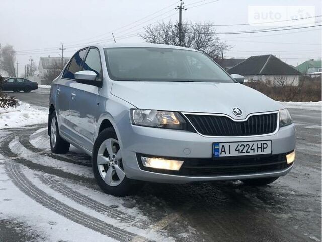 Сірий Шкода Рапід, об'ємом двигуна 1.6 л та пробігом 91 тис. км за 10000 $, фото 1 на Automoto.ua