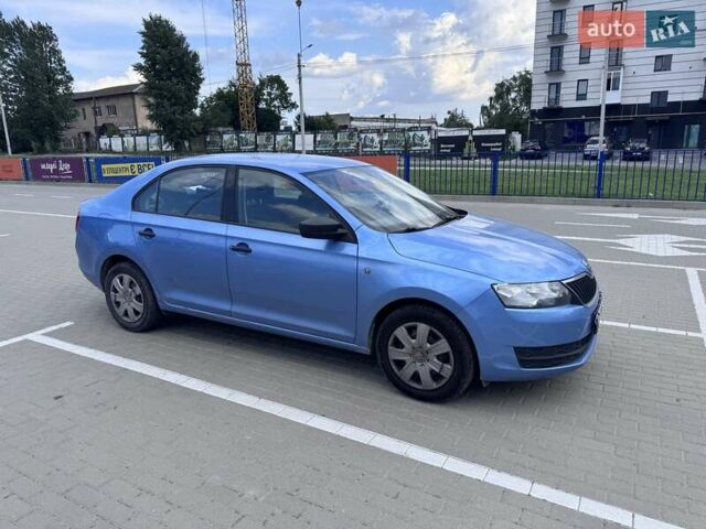 Синий Шкода Рапид, объемом двигателя 1.2 л и пробегом 132 тыс. км за 8000 $, фото 1 на Automoto.ua