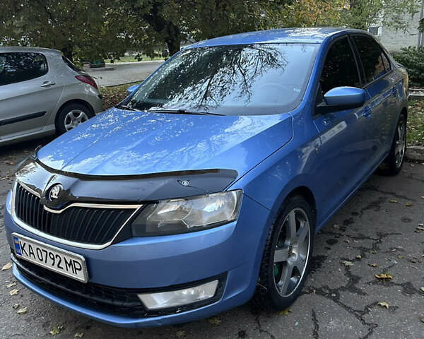 Шкода Рапид 2015 в Кропивницком (Кировограде) на Automoto.ua Синий Шкода Рапид, объемом двигателя 1.6 л и пробегом 220 тыс. км за 7500 $, фото 1 на Automoto.ua