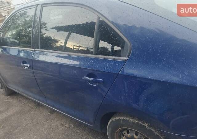 Синій Шкода Рапід, об'ємом двигуна 1.6 л та пробігом 355 тис. км за 7000 $, фото 1 на Automoto.ua