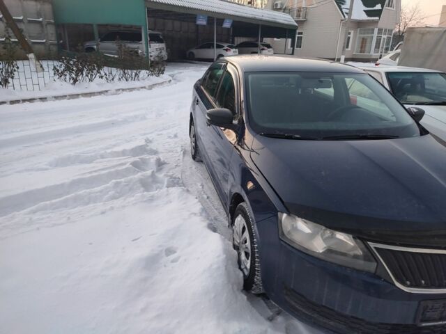 Синій Шкода Рапід, об'ємом двигуна 1 л та пробігом 200 тис. км за 6900 $, фото 1 на Automoto.ua