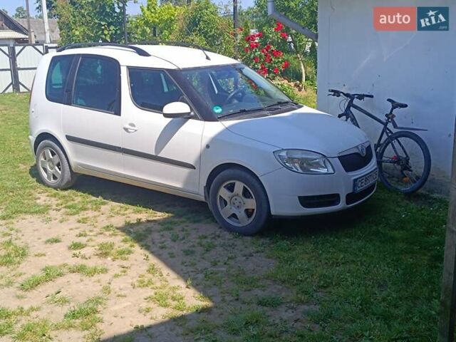 Белый Шкода Румстер, объемом двигателя 1.39 л и пробегом 300 тыс. км за 5000 $, фото 1 на Automoto.ua