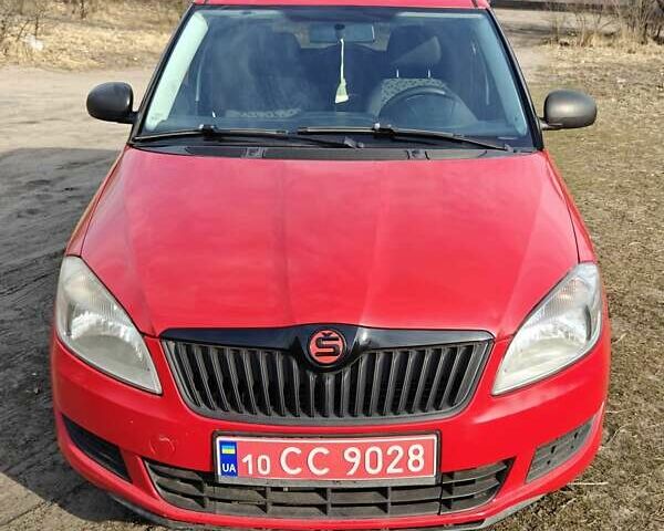 Белый Шкода Румстер, объемом двигателя 1.2 л и пробегом 295 тыс. км за 3999 $, фото 1 на Automoto.ua