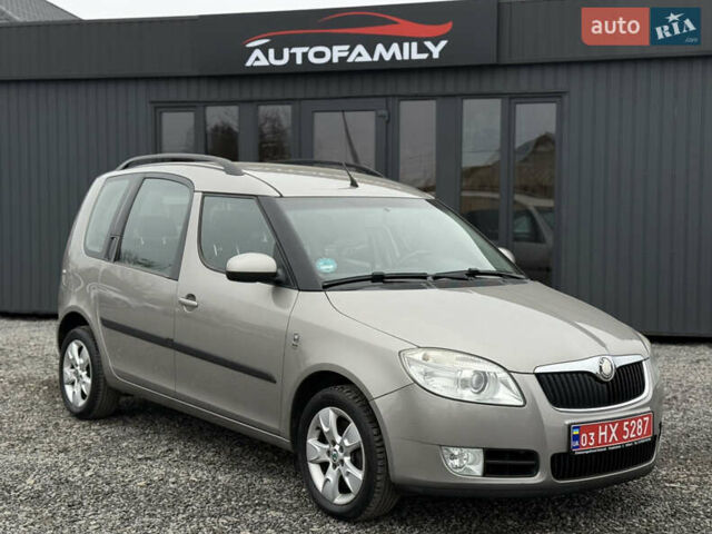 Бежевый Шкода Румстер, объемом двигателя 1.6 л и пробегом 202 тыс. км за 5750 $, фото 1 на Automoto.ua