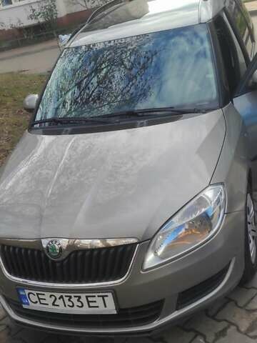 Бежевый Шкода Румстер, объемом двигателя 1.2 л и пробегом 288 тыс. км за 6200 $, фото 1 на Automoto.ua