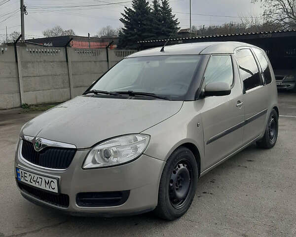 Коричневий Шкода Румстер, об'ємом двигуна 1.39 л та пробігом 269 тис. км за 4000 $, фото 1 на Automoto.ua