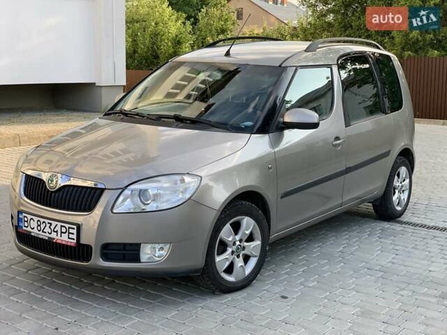 Серый Шкода Румстер, объемом двигателя 1.6 л и пробегом 198 тыс. км за 5800 $, фото 1 на Automoto.ua