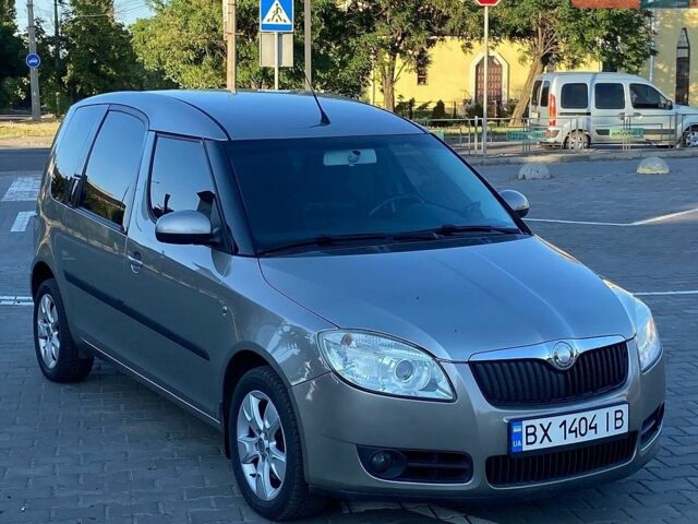 Серый Шкода Румстер, объемом двигателя 1.6 л и пробегом 233 тыс. км за 6600 $, фото 1 на Automoto.ua