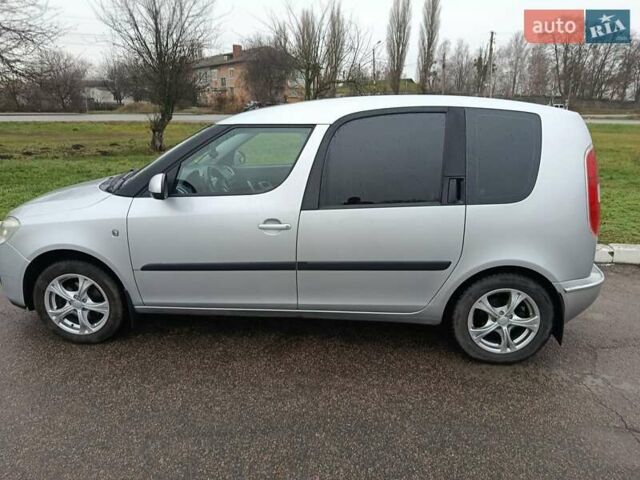 Сірий Шкода Румстер, об'ємом двигуна 1.39 л та пробігом 248 тис. км за 5700 $, фото 1 на Automoto.ua
