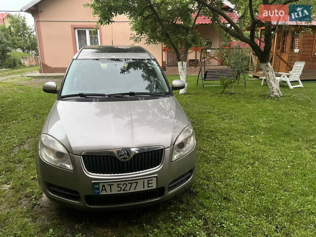 Сірий Шкода Румстер, об'ємом двигуна 1.42 л та пробігом 221 тис. км за 4500 $, фото 1 на Automoto.ua