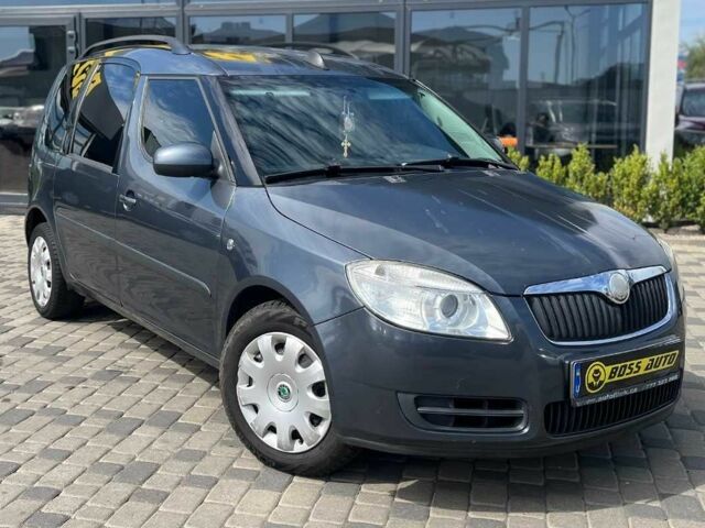 Серый Шкода Румстер, объемом двигателя 1.4 л и пробегом 206 тыс. км за 5200 $, фото 1 на Automoto.ua