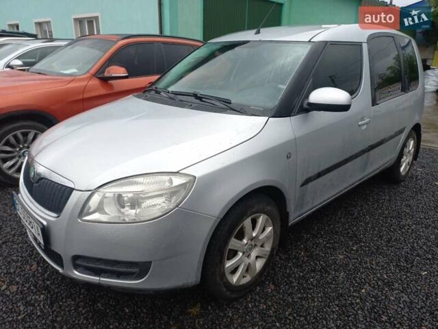 Серый Шкода Румстер, объемом двигателя 1.4 л и пробегом 205 тыс. км за 3950 $, фото 1 на Automoto.ua