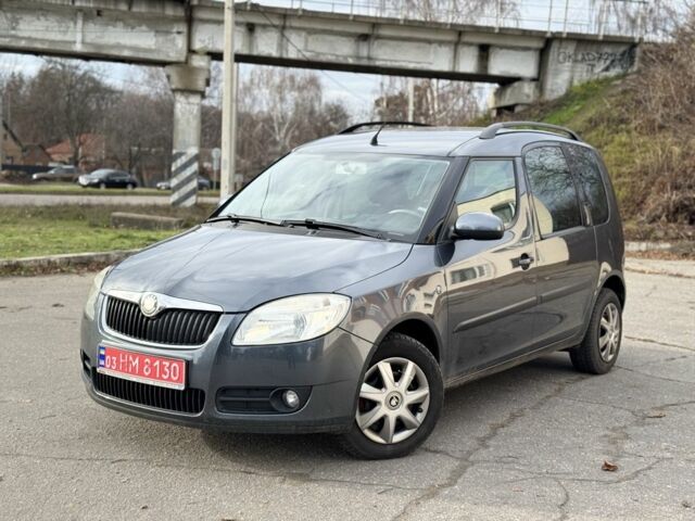 Серый Шкода Румстер, объемом двигателя 1.4 л и пробегом 228 тыс. км за 5999 $, фото 1 на Automoto.ua