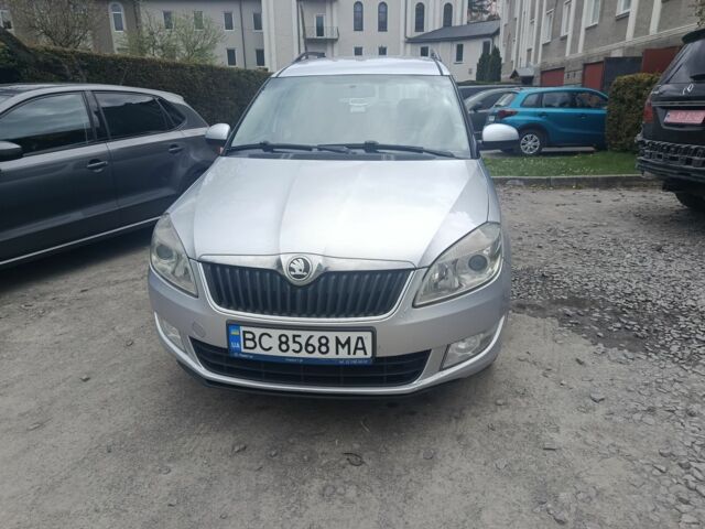 Серый Шкода Румстер, объемом двигателя 1.4 л и пробегом 224 тыс. км за 6500 $, фото 1 на Automoto.ua
