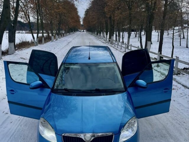 Синій Шкода Румстер, об'ємом двигуна 1.2 л та пробігом 169 тис. км за 4899 $, фото 1 на Automoto.ua