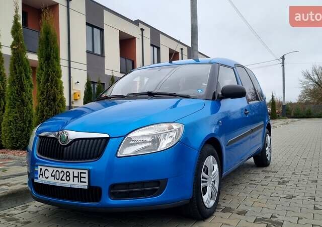 Синий Шкода Румстер, объемом двигателя 1.2 л и пробегом 243 тыс. км за 3850 $, фото 1 на Automoto.ua