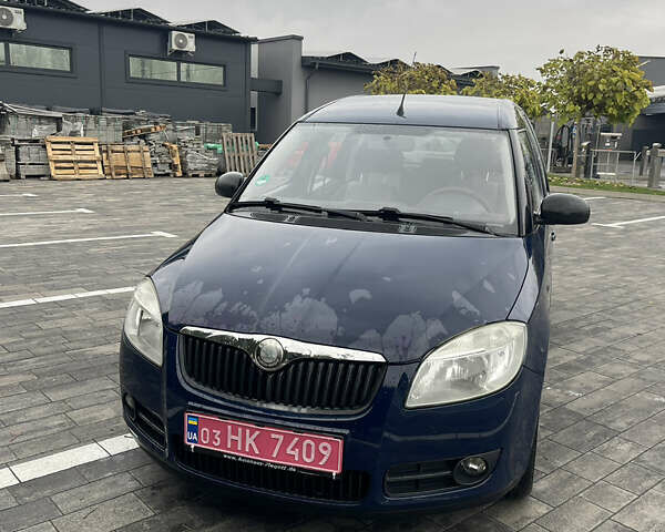 Синий Шкода Румстер, объемом двигателя 1.2 л и пробегом 234 тыс. км за 3550 $, фото 1 на Automoto.ua