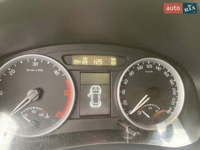 Синій Шкода Румстер, об'ємом двигуна 1.4 л та пробігом 334 тис. км за 2800 $, фото 1 на Automoto.ua