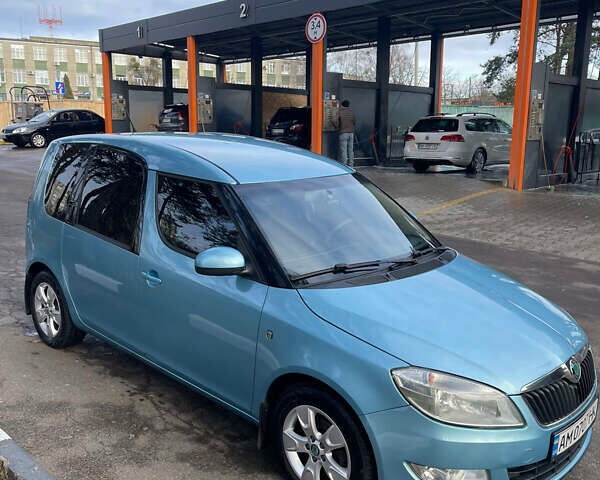 Синий Шкода Румстер, объемом двигателя 1.39 л и пробегом 114 тыс. км за 6500 $, фото 1 на Automoto.ua