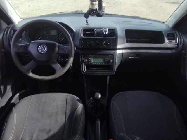 Синий Шкода Румстер, объемом двигателя 1.39 л и пробегом 318 тыс. км за 6100 $, фото 1 на Automoto.ua