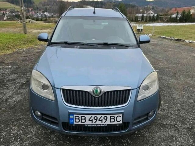 Синий Шкода Румстер, объемом двигателя 1.6 л и пробегом 300 тыс. км за 5100 $, фото 1 на Automoto.ua