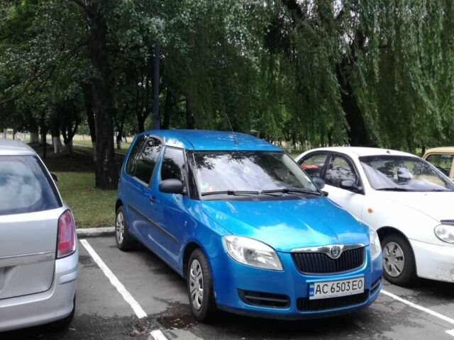 Синий Шкода Румстер, объемом двигателя 1.2 л и пробегом 225 тыс. км за 4000 $, фото 1 на Automoto.ua