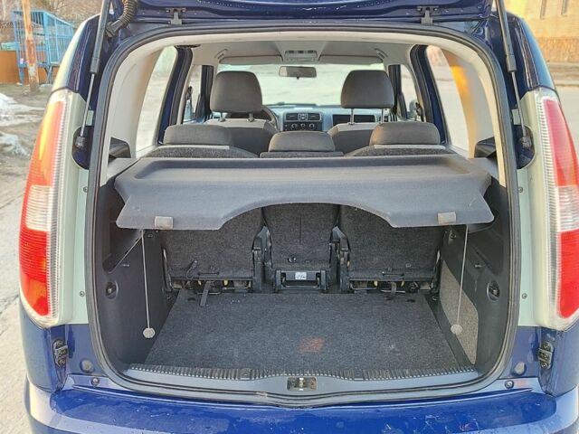 Синий Шкода Румстер, объемом двигателя 1.4 л и пробегом 290 тыс. км за 4150 $, фото 1 на Automoto.ua