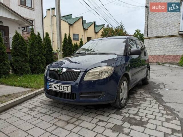 Синий Шкода Румстер, объемом двигателя 1.39 л и пробегом 200 тыс. км за 4600 $, фото 1 на Automoto.ua