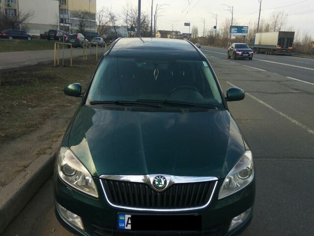 Зелений Шкода Румстер, об'ємом двигуна 0 л та пробігом 300 тис. км за 4450 $, фото 1 на Automoto.ua