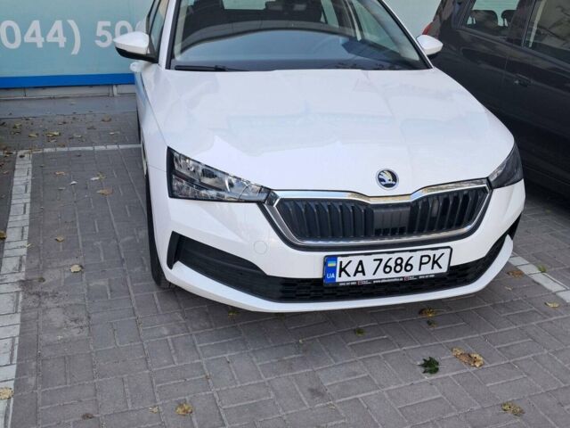 Білий Шкода Scala, об'ємом двигуна 1.6 л та пробігом 65 тис. км за 14800 $, фото 1 на Automoto.ua