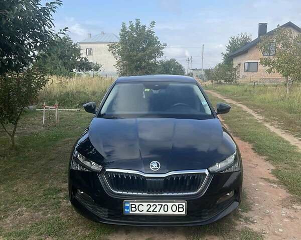 Черный Шкода Scala, объемом двигателя 1 л и пробегом 72 тыс. км за 13700 $, фото 1 на Automoto.ua